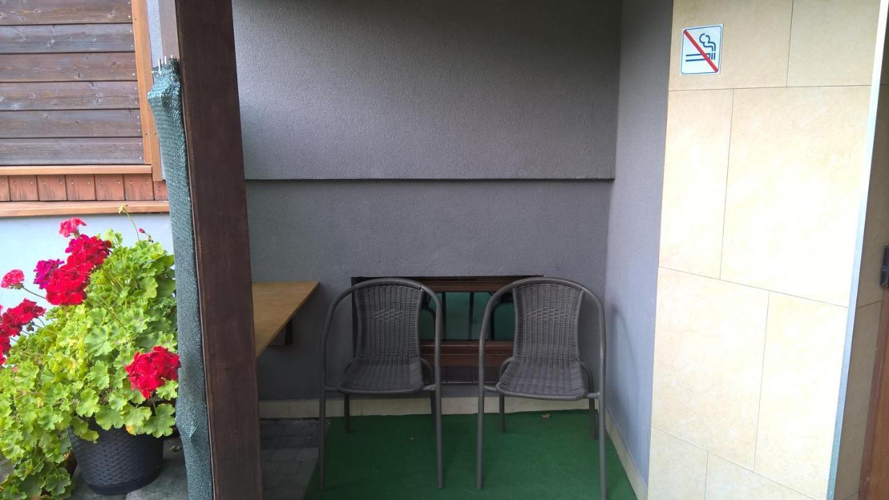 Pokoje Goscinne Jaga Kielce Bagian luar foto